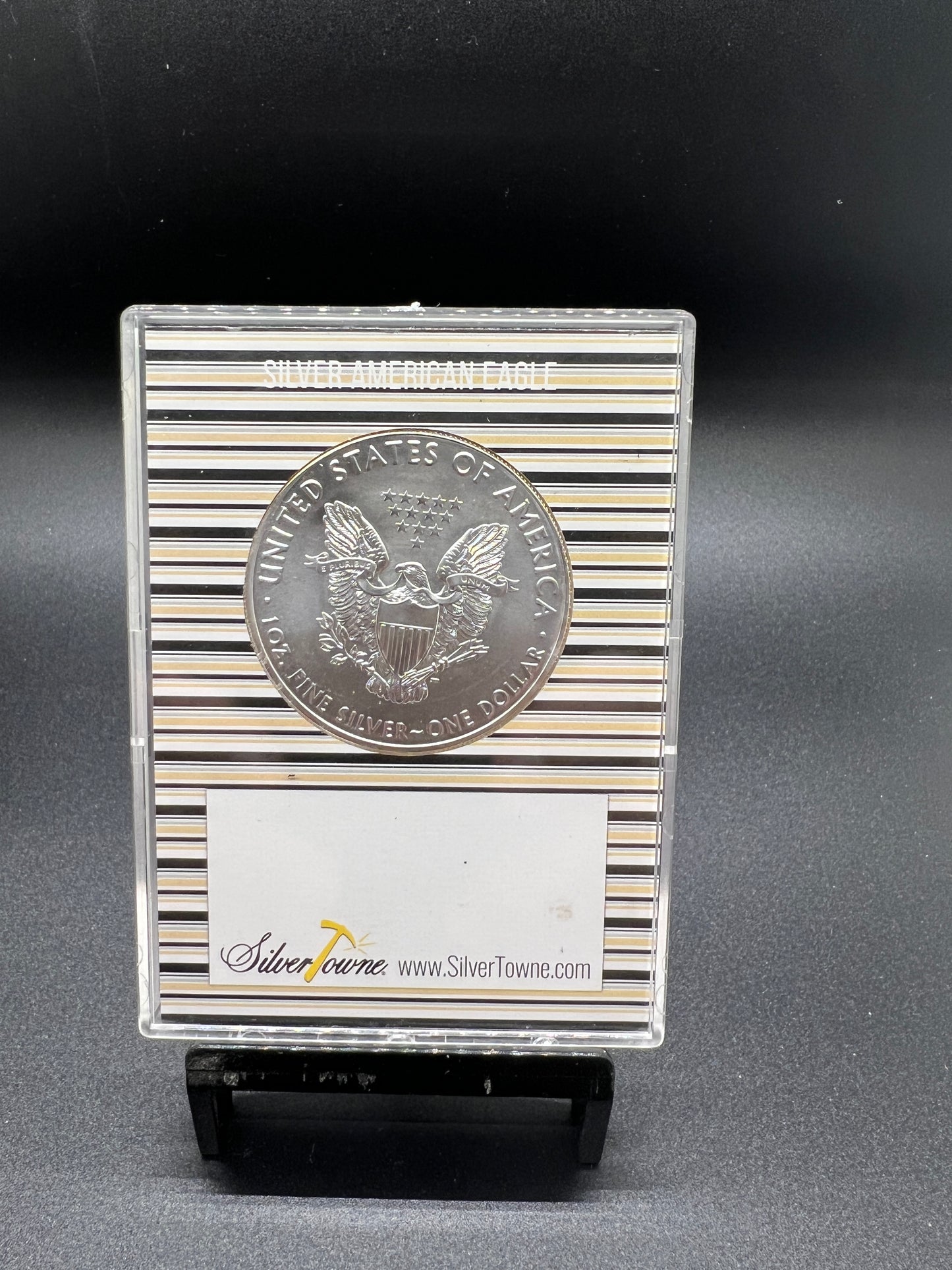 2018 Silver American Eagle BU in Hats Off to the Grad Gift Holder