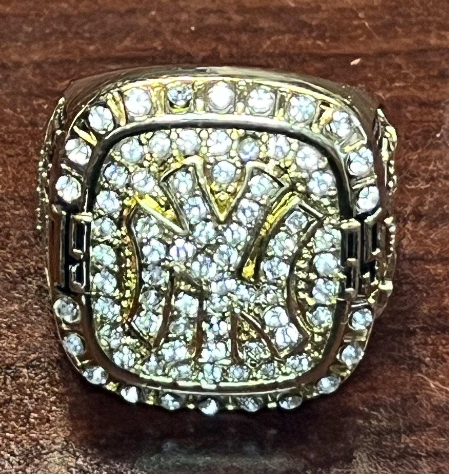 New York Yankees World Series Souvenir Rings Set Size 11 - 7 Championship Rings