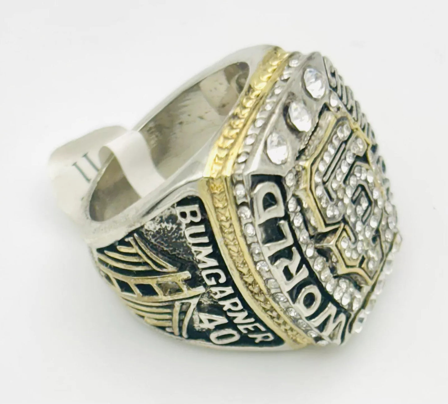 2014 San Francisco Giants World Series Ring-Bumgarner– REPLICA – with Clear Display Case