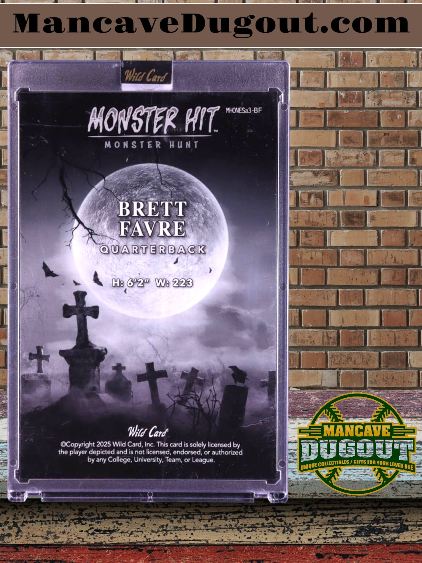 Brett Favre 2025 Wild Card Monster Hit Monster Hunt Oversized Dracula Rainbow Foil #MHONESA3-BF #1/1