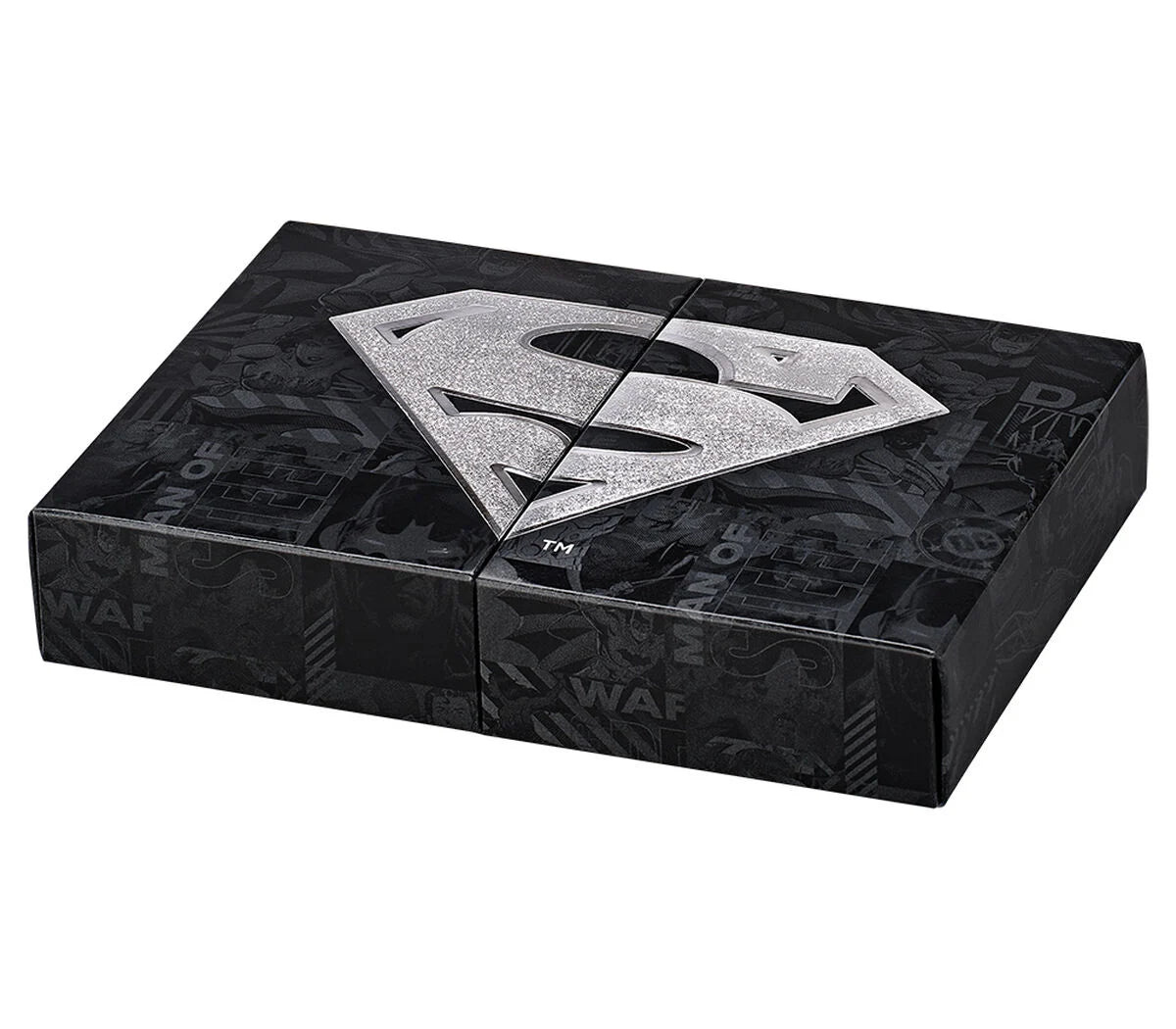 Comic Art 2.5 Ounce Silver Medal – Superman™