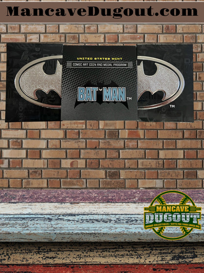 2025-Comic Art 2.5 Ounce Silver Medal – Batman™