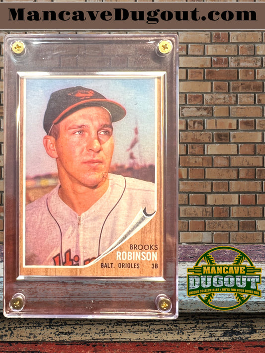 1962 Topps #45 Brooks Robinson – Baltimore Orioles — NR MINT