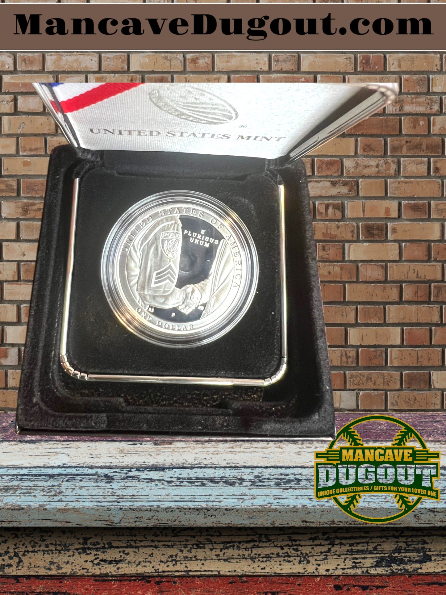 2021 National Law Enforcement Memorial - Proof Silver Dollar – Philadelphia Mint (P) – 99.9% Silver