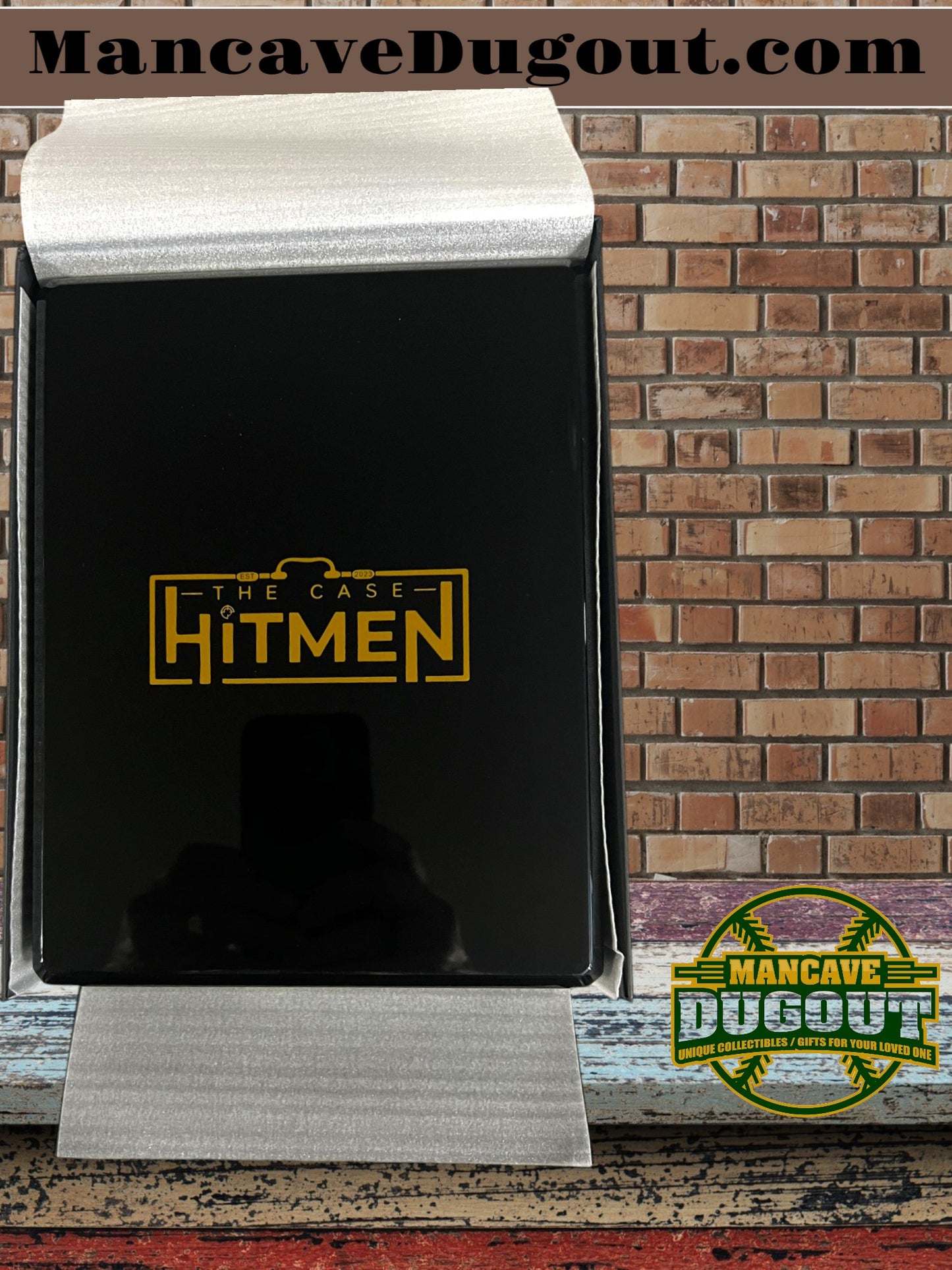 The Case Hitman – Batman Mixed Signal – 1/1 Custom Art Card w/ Mini Spotlight Display