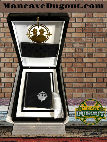 The Case Hitman – Batman Mixed Signal – 1/1 Custom Art Card w/ Mini Spotlight Display