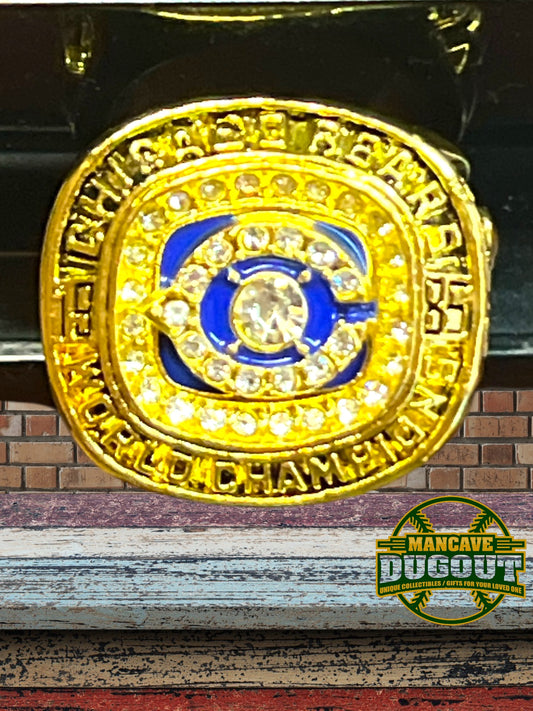 1985 Chicago Bears Championship - 1985 Football Souvenir Ring - Perry