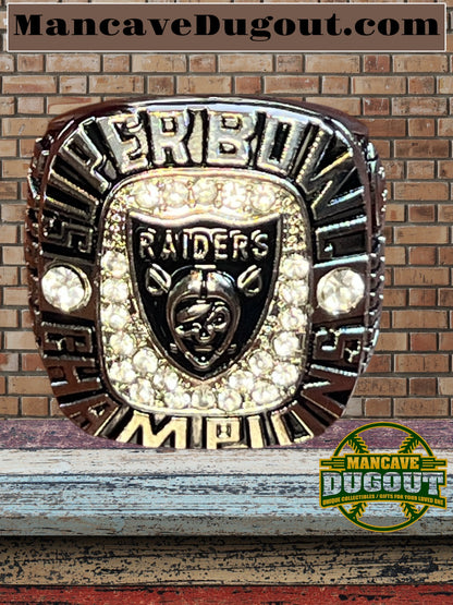 Oakland Raiders-Souvenir Championship Rings 6 pcs together-W/Wooden Box