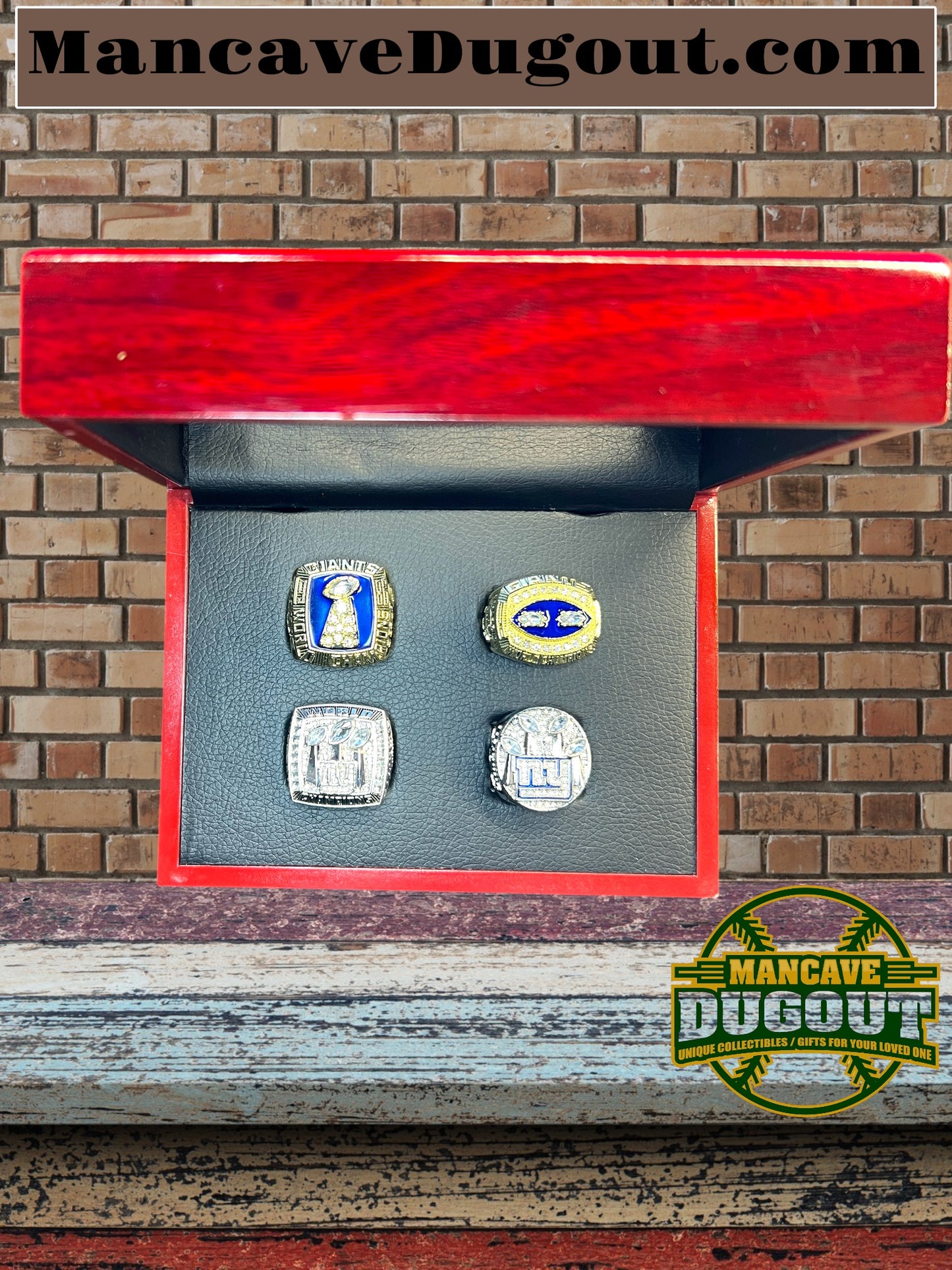 New York Giants 4-Ring Souvenir Set - With Display Box