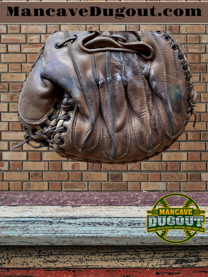 Vintage Circa 1960’s Baseball Catcher’s Mitt
