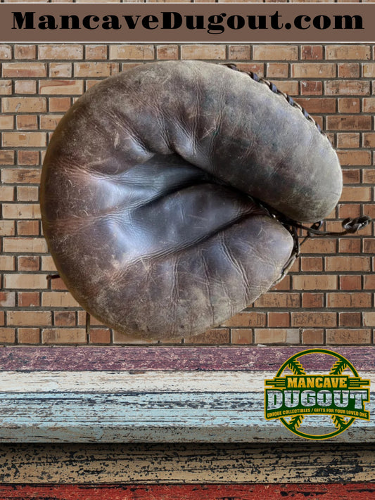 Vintage Circa 1960’s Baseball Catcher’s Mitt