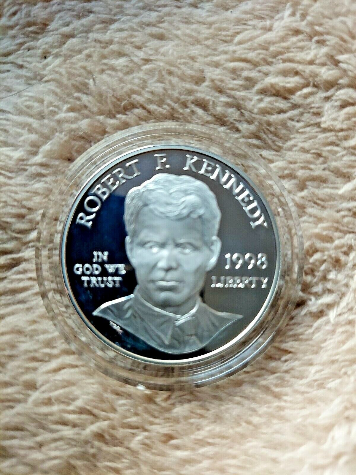 1998 S Robert F Kennedy Uncirculated Silver Dollar Commemorative RFK Coin Box and COA